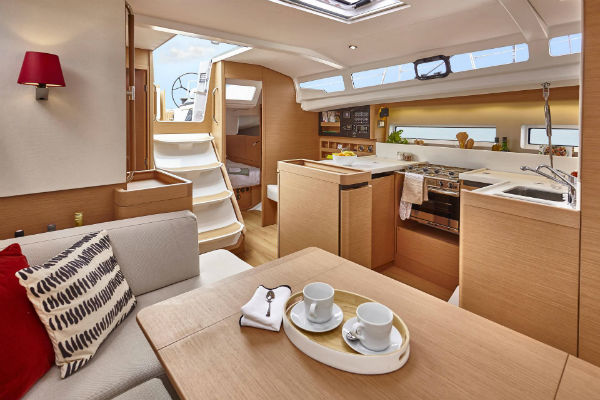 Sun Odyssey 440 Saloon