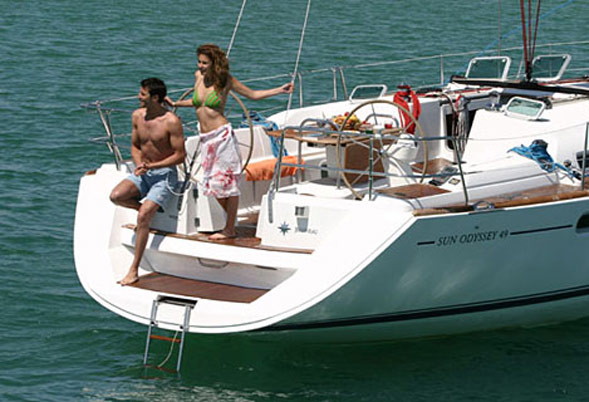 Sun Odyssey 49i Stern