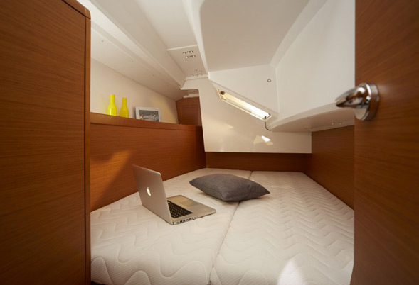 Sun Odyssey 349 Cabin