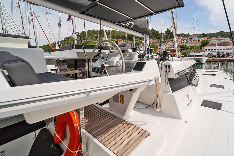 Tanna 47 top deck