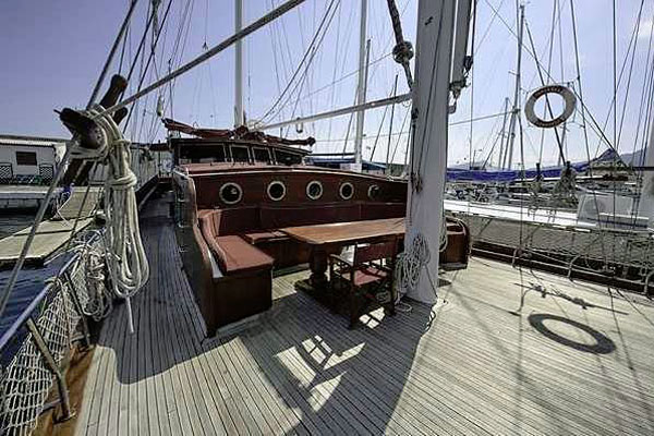 Tersane IV foredeck