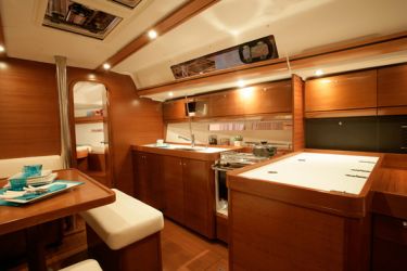 Dufour 405 Galley