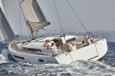Sun Odyssey 490 Sailing